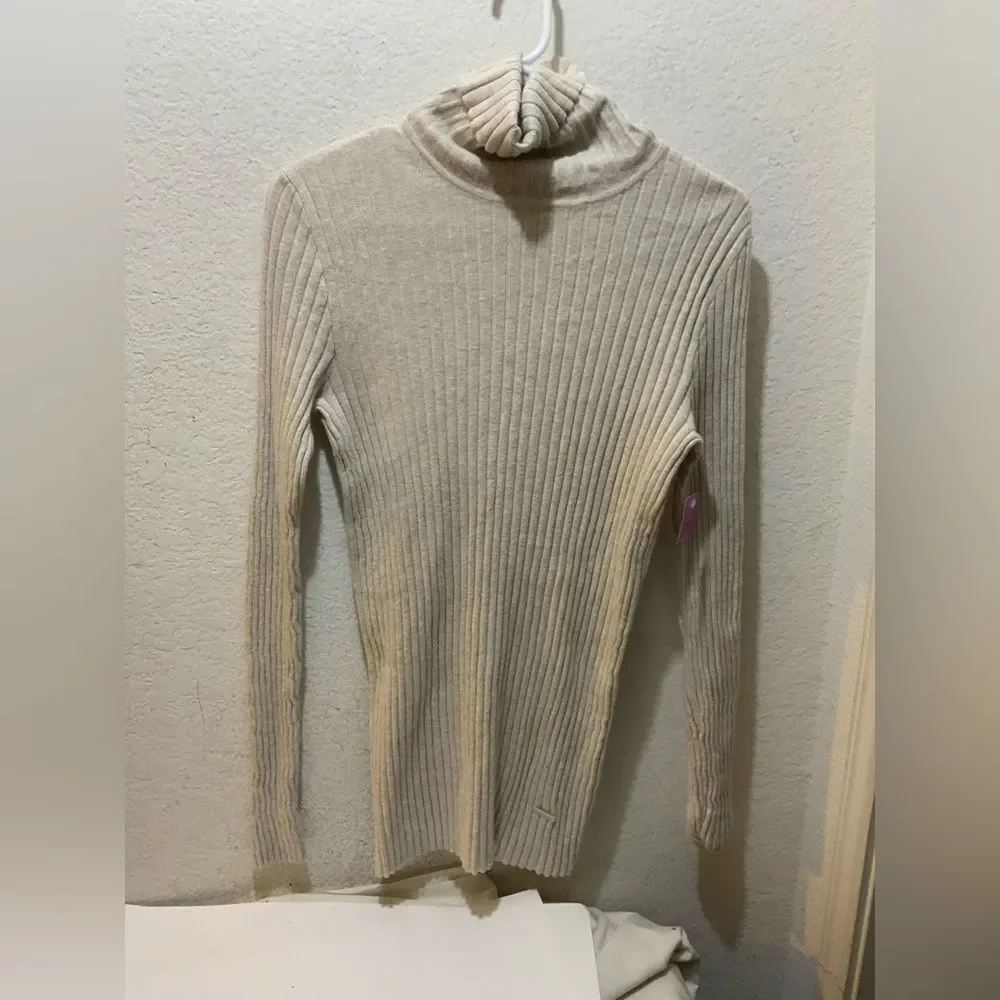 Tory Burch Womens Size M Long Sleeve Turtleneck Ribbed Sweater